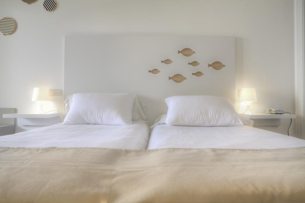 Carabela Hotel Peguera Eksteriør billede